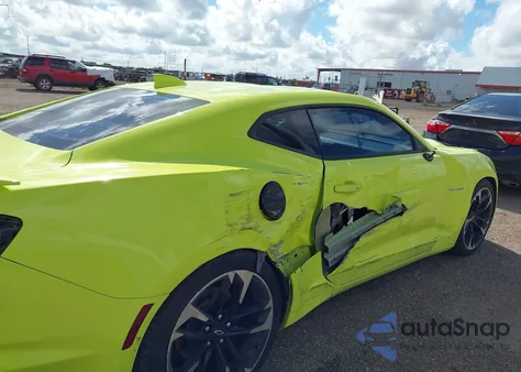 2020 Chevrolet Camaro Rwd 2Lt z USA, uszkodzony, nr VIN 1G1FD1RS3L0140114